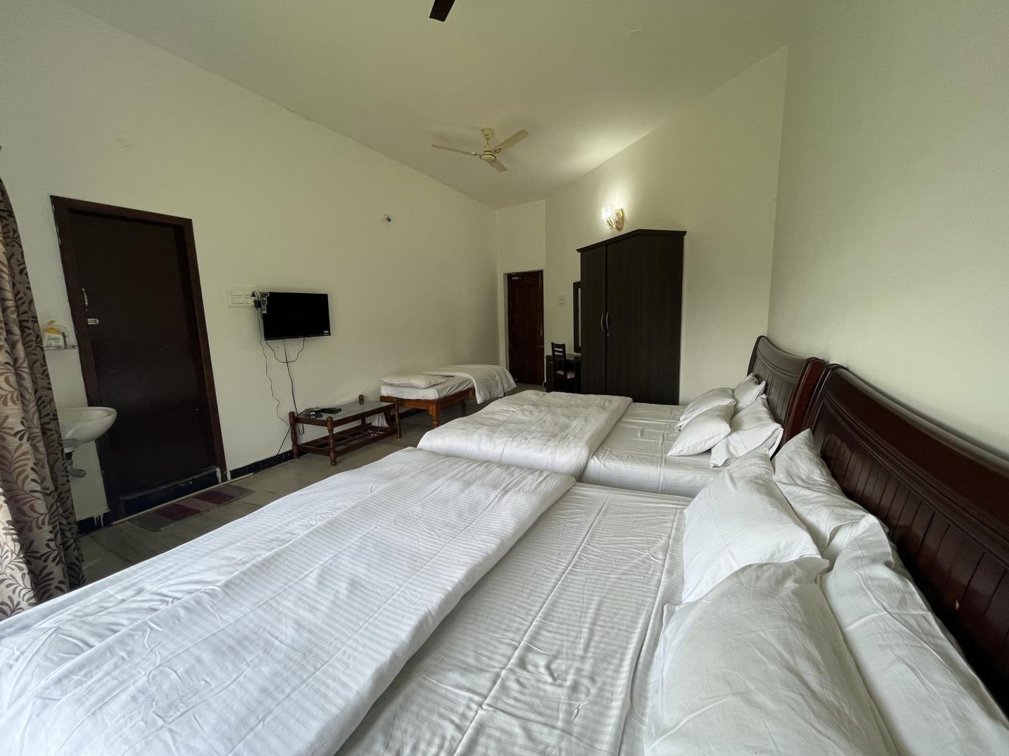 Coastal Grand Mahendravanam - โกลลีฮิลส์ ภายนอก รูปภาพ