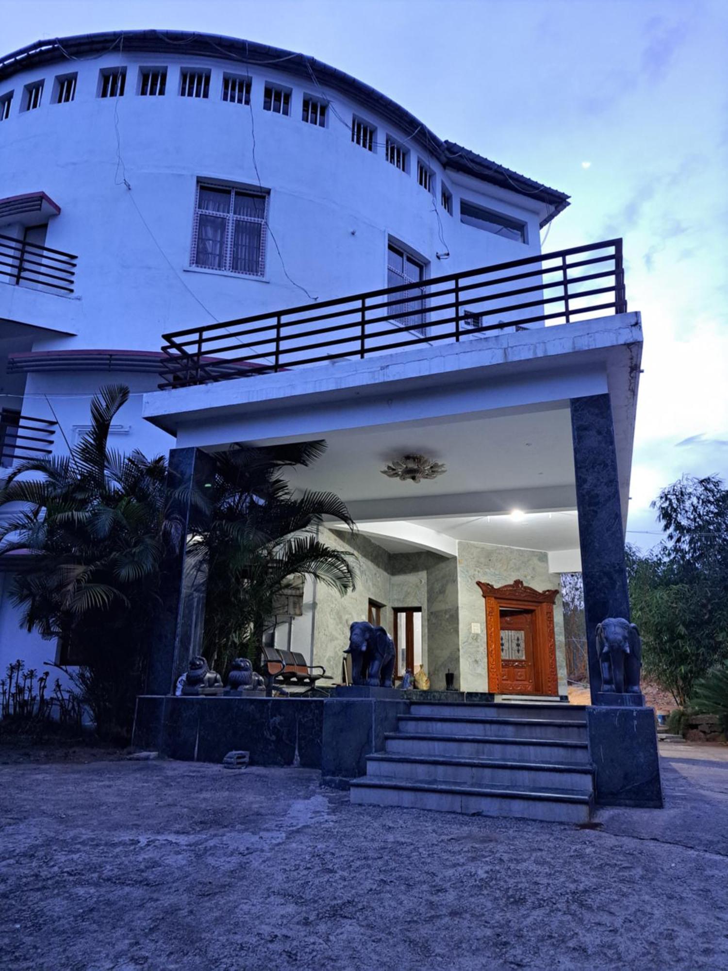 Coastal Grand Mahendravanam - โกลลีฮิลส์ ภายนอก รูปภาพ